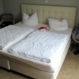 2305F 106 Hotel weil Luma Loch